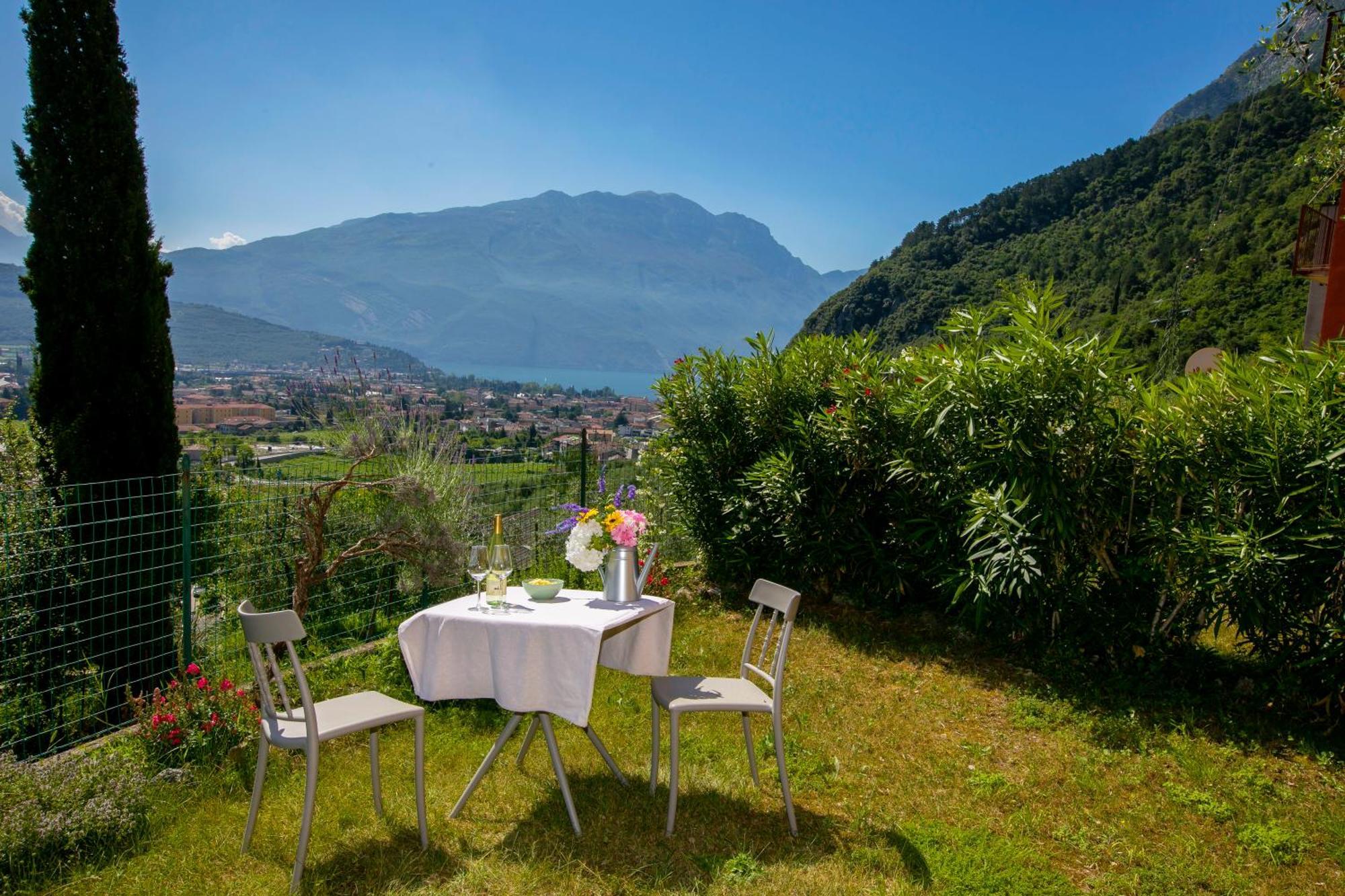 Casa Turchese - Happy Rentals Riva del Garda Kültér fotó
